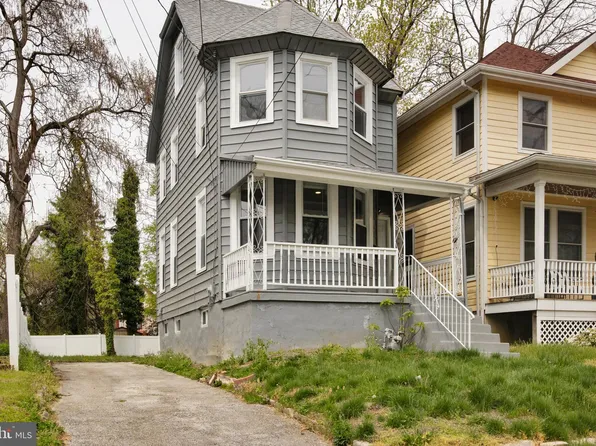 89 Bartram Ave, Lansdowne, PA 19050