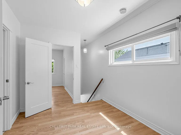 25 Kenworthy Ave — Photo 14