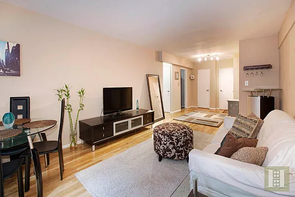 Rented by Halstead Real Estate | media 7