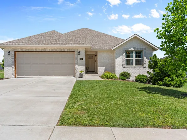 847 W Lorenza Drive, Nixa, MO 65714