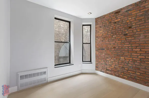 Rented by REAL New York | media 8