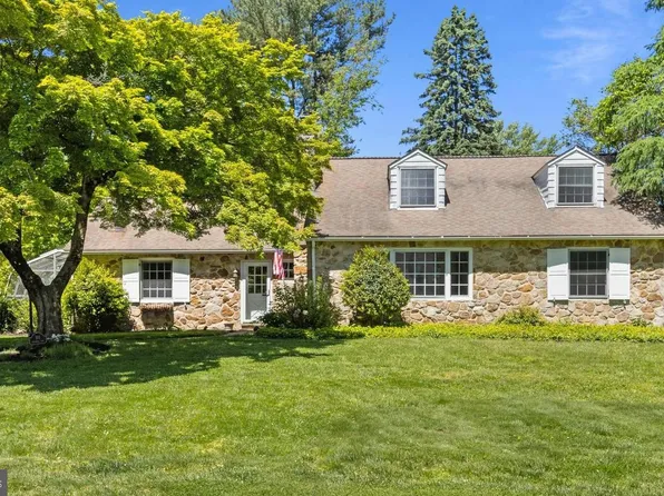 103 Browning Ln, Bryn Mawr, PA 19010
