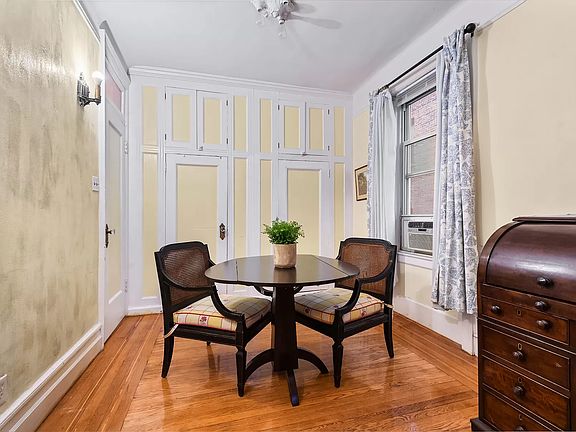3rd image of 114 Morningside Dr APT 45