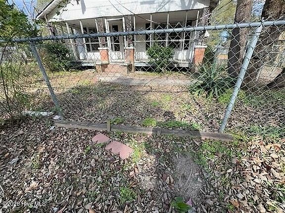 2nd image of 610 Jackson Street
