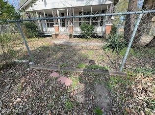 610 Jackson Street, Laurinburg, NC 28352