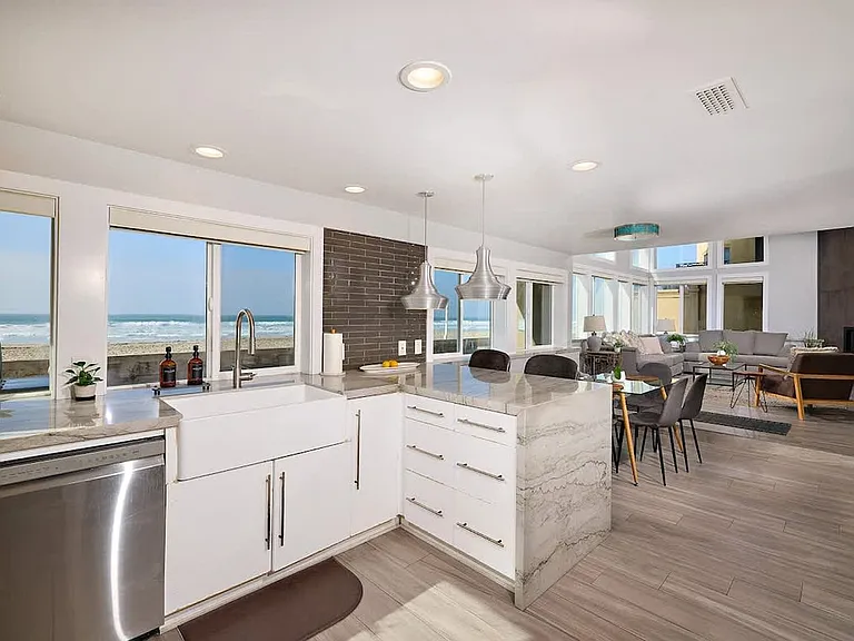 3979 Ocean Front Walk #ID1048657P — Photo 8