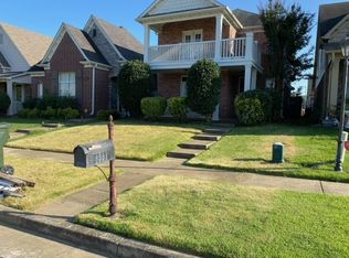 8581 Griffin Park Dr, Cordova, TN 38018