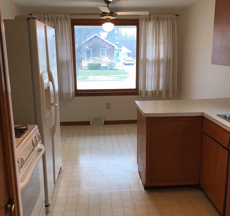 1st image of 157 McNaughton Ave
