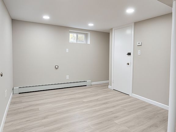 2nd image of 2 Warner Ln