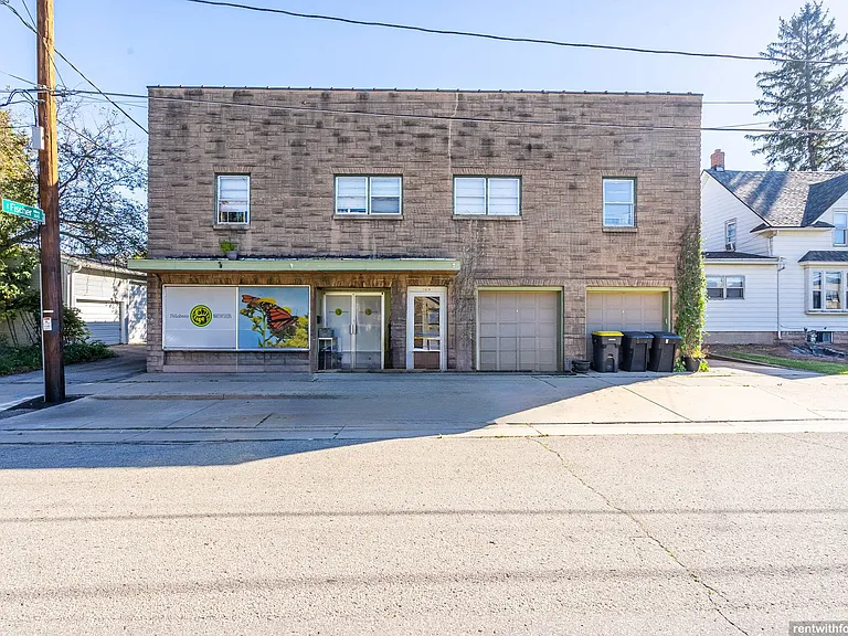 1218 S. Madison St — Photo 7