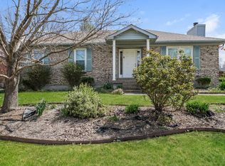 7017 Field View Ct, Louisville, KY 40291