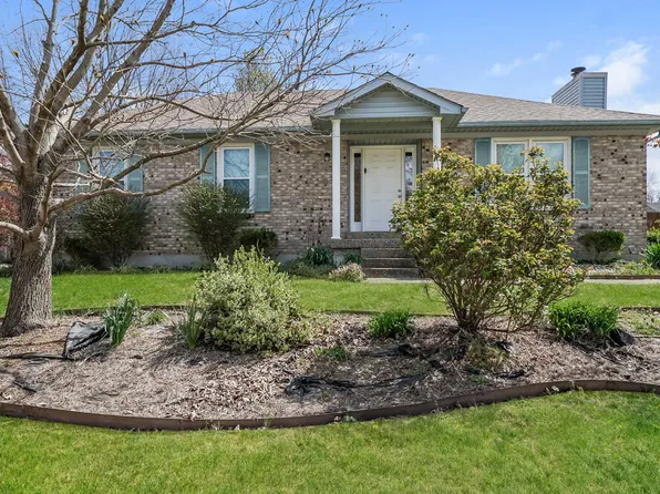 7017 Field View Ct, Louisville, KY 40291