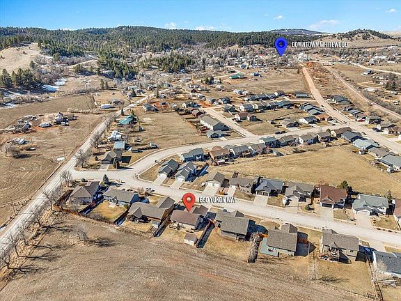 4th image of 650 Yukon Way