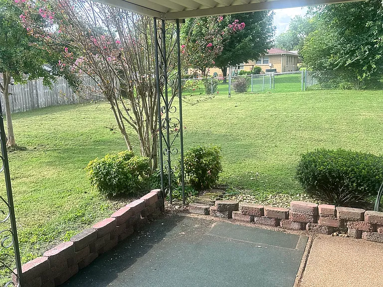 2916 Windemere Cir — Photo 40