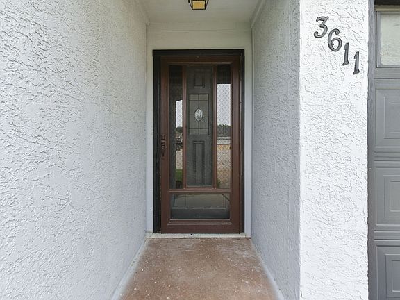 4th image of 3611 Alexandria Dr