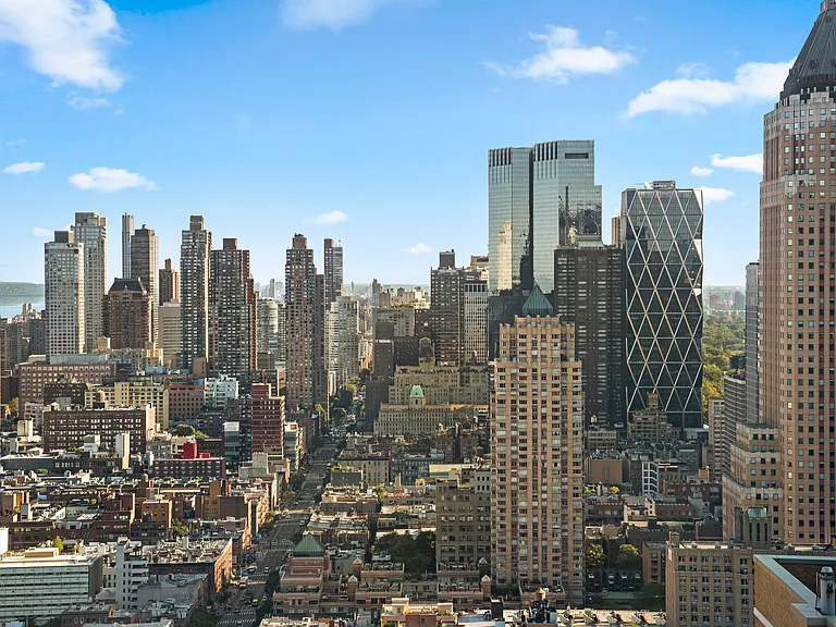 350 W 42nd St #44D — Photo 13