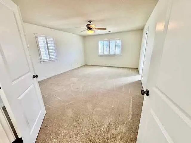 11046 SW Adele Dr — Photo 42