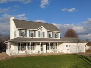 9337 Gilbert Rd, Ravenna, OH 44266