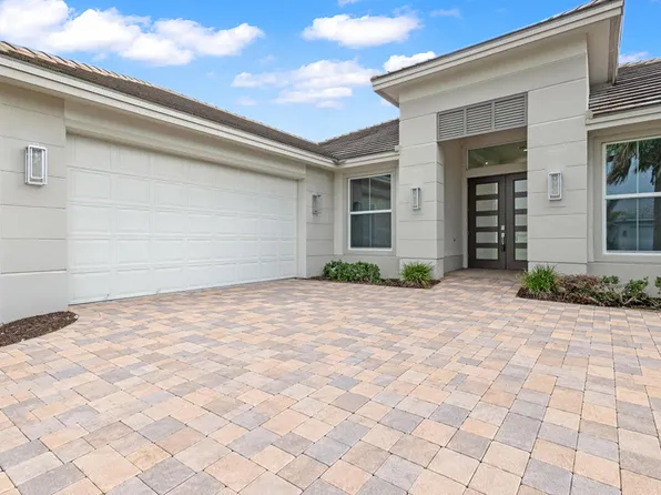 9323 SW Pinnacle Place, Port St Lucie, FL 34987