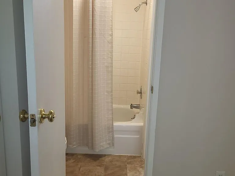 8309 Cirque Dr W #6 — Photo 16