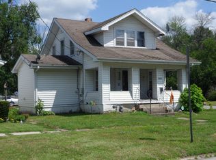121 S Chestnut St, Cameron, MO 64429