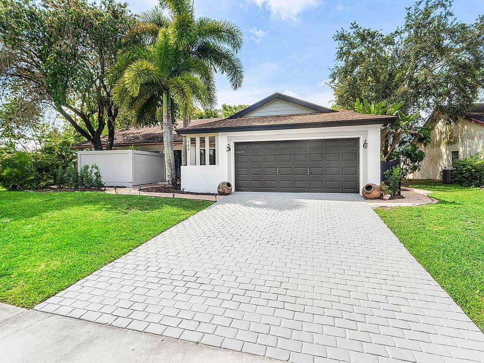 1st image of 143 Miramar Avenue
