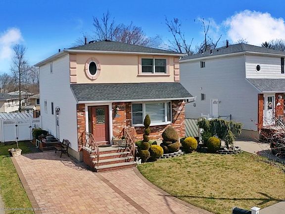 2nd image of 19 Ely Ave