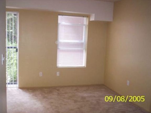 5th image of 100 110th Ave NE APT B112