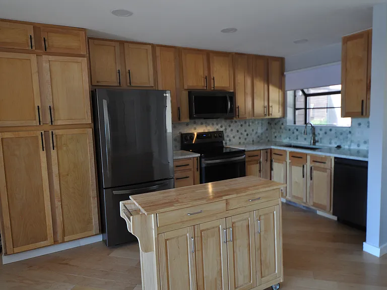 515 Manhattan Dr #103 — Photo 34