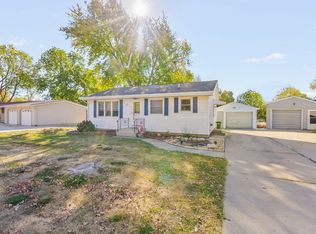 1801 5th Ave NW, Waverly, IA 50677