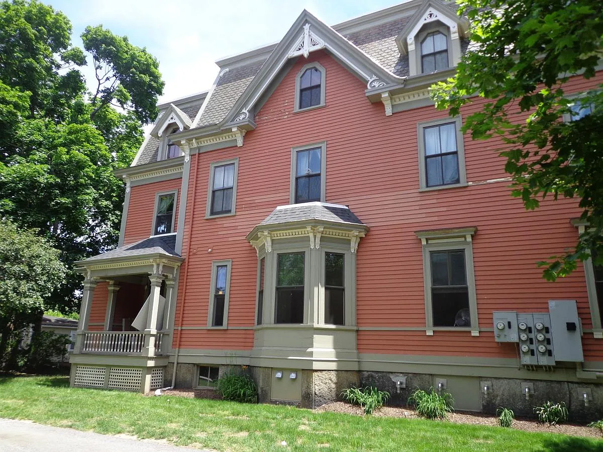 Building Photo - 37 Parkis Ave #1