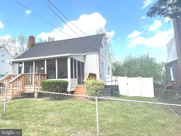 613 63rd Pl, Capitol Heights, MD 20743