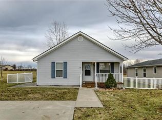 12323 N Pomona Ave, Kansas City, MO 64163