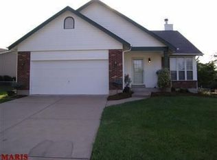 231 Surrey Ct, O'Fallon, MO 63366