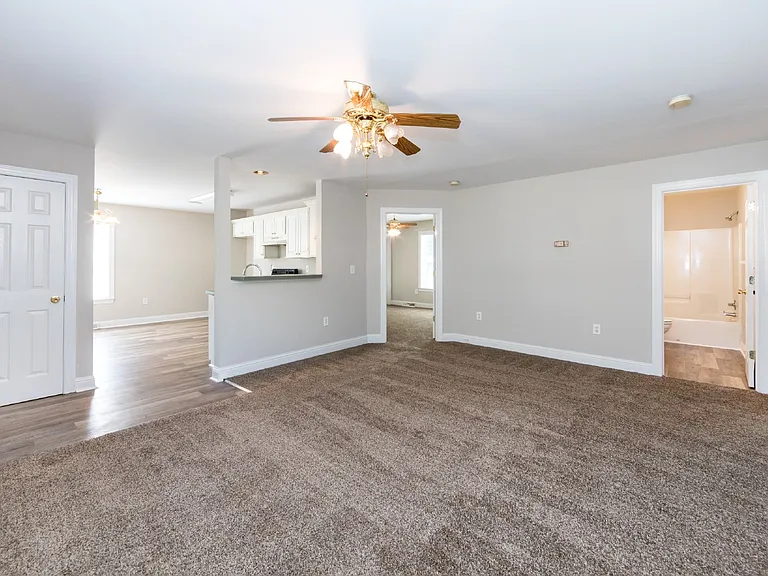 814 King Arthur Dr — Photo 31