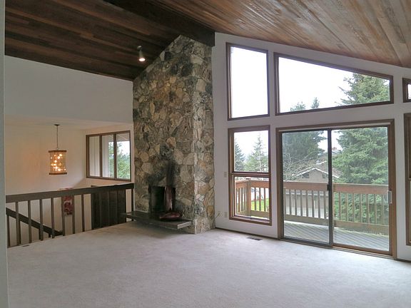 2nd image of 13313 SE 51st St