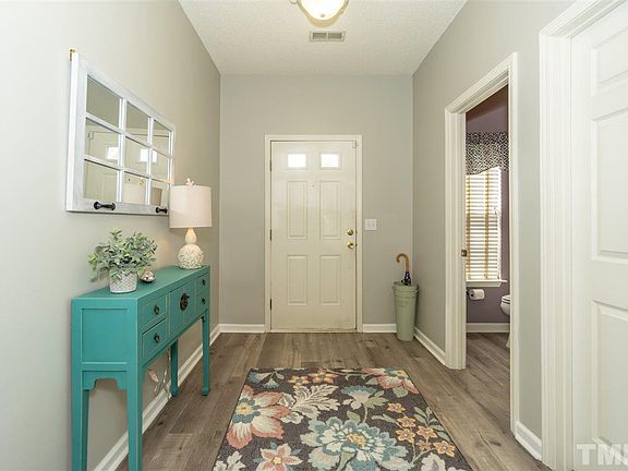 3rd image of 6517 Clarksdale Ln