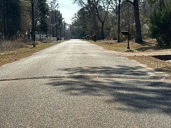 5th image of 4405 Everett Rd