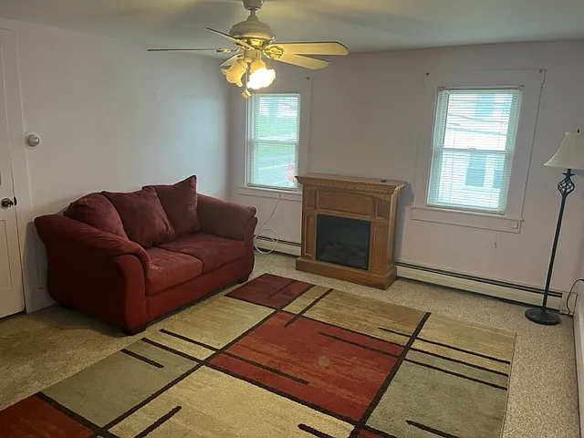 328 Main St #C — Photo 2