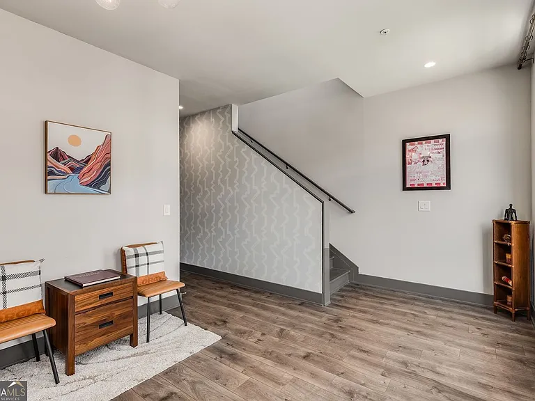 1300 Chelsea Cir NW — Photo 25