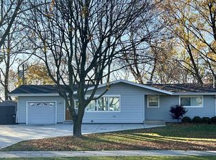 5927 S Bird St, Sun Prairie, WI 53590