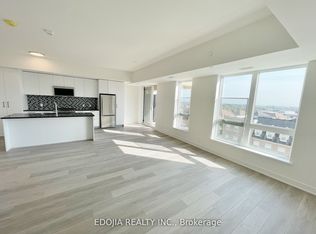 101 Cathedral High St #PENTHOUSE 13, Markham, ON L6C 3L8