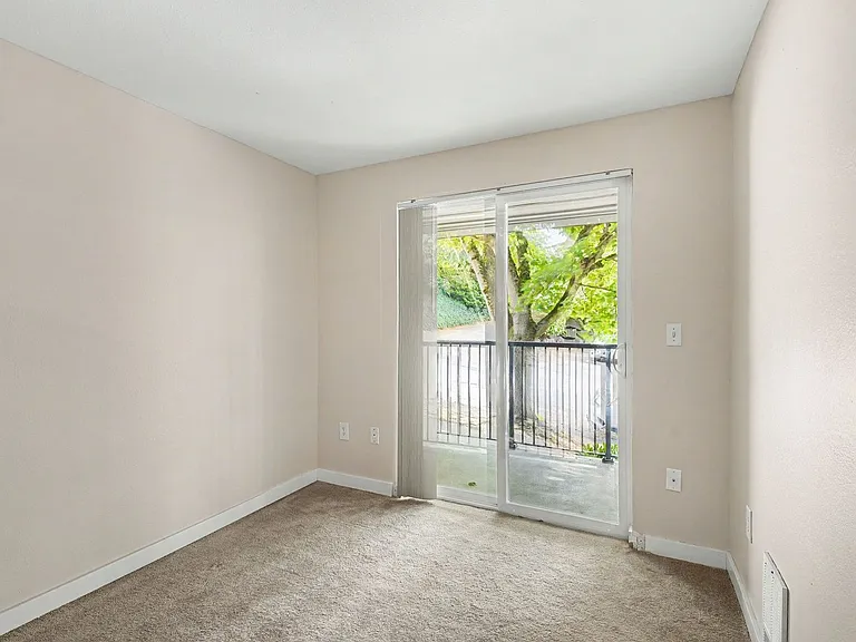 9200 Greenwood Ave N #107 — Photo 11