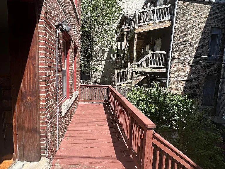 852 W Diversey Pkwy #1R — Photo 16