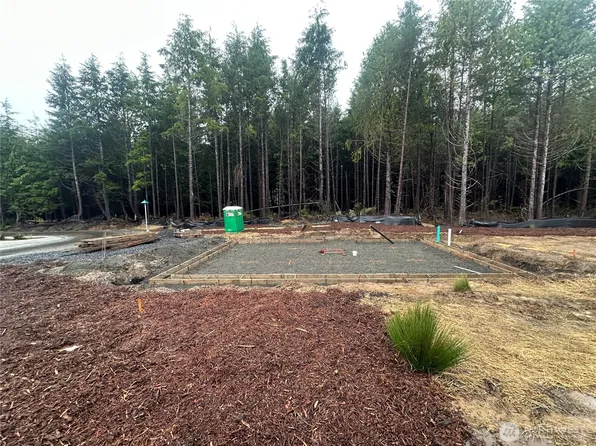 115 Pickler Bend, Pacific Beach, WA 98571