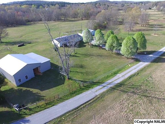 2nd image of 3960 Matt Smith Rd