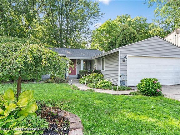 5th image of 6067 Hart St
