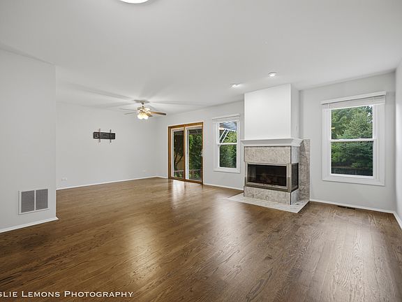 3rd image of 554 Fessler Ave