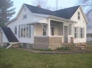 507 N Center St, Gridley, IL 61744