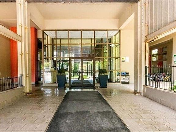 5th image of 350 Quigley Rd #147